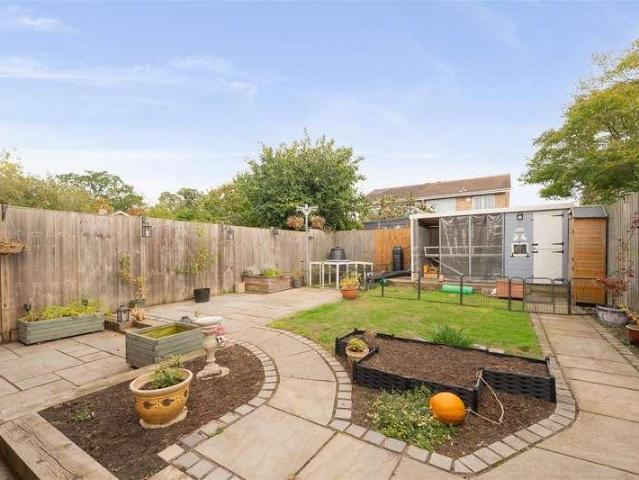 3 bed house for sale