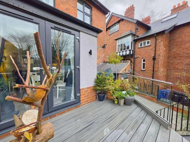 3 bed house for sale