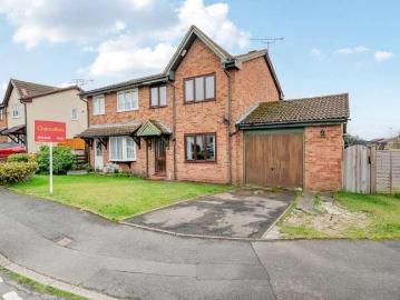 3 bed house for sale