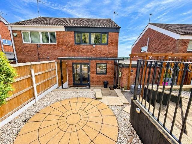 3 bed house for sale