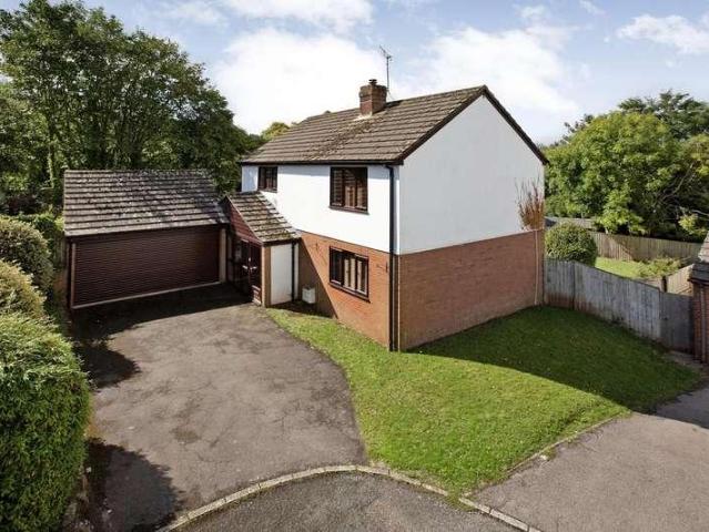 3 bed house for sale