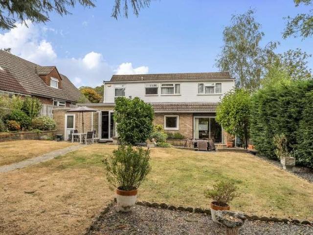3 bed house for sale
