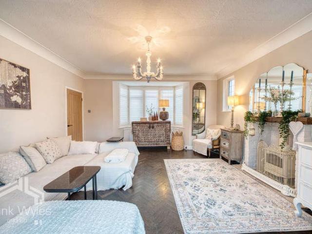 3 bed house for sale