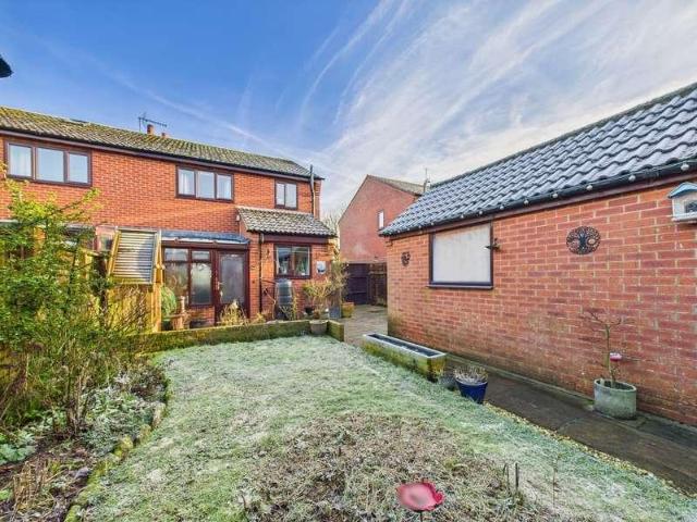 3 bed house for sale