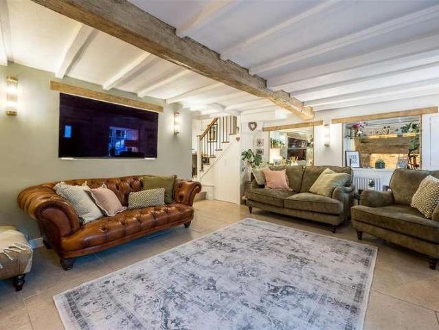 3 bed house for sale