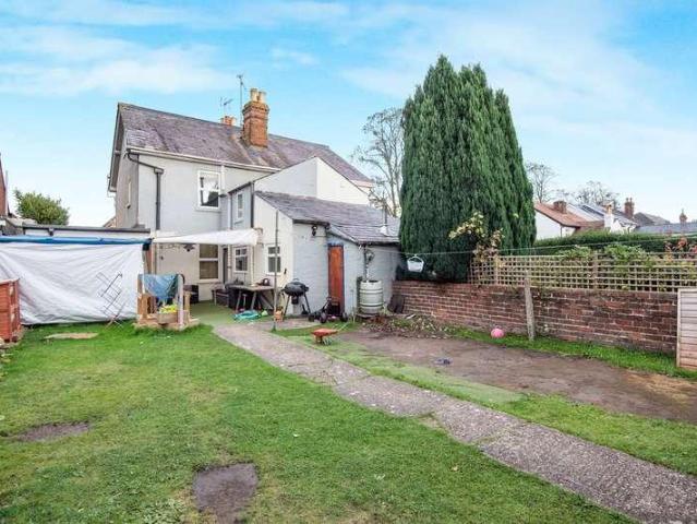 3 bed house for sale