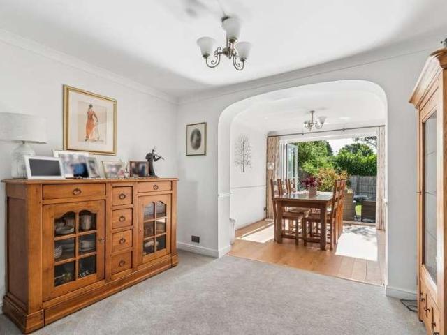 3 bed house for sale
