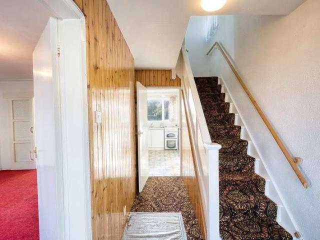 3 bed house for sale