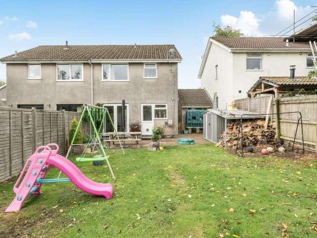 3 bed house for sale