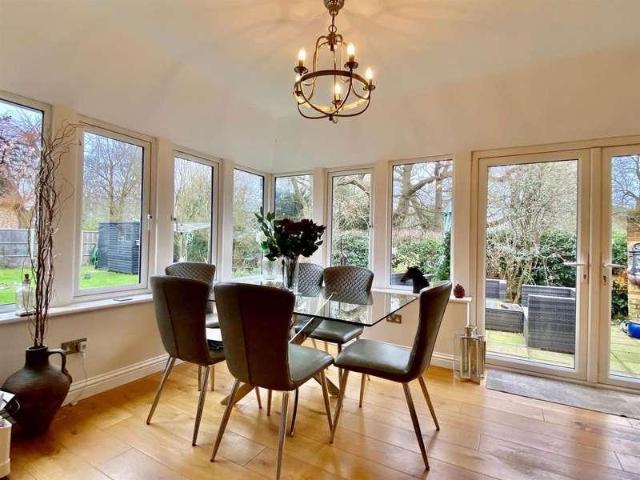 3 bed house for sale
