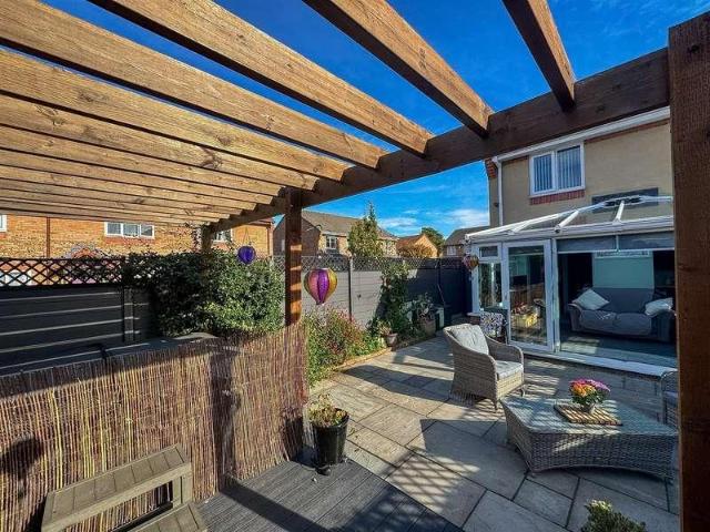 3 bed house for sale
