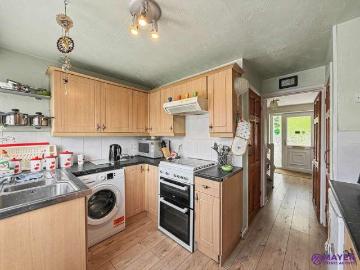 3 bed house for sale