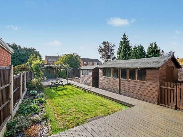 3 bed house for sale