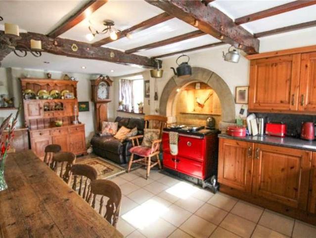 3 bed house for sale