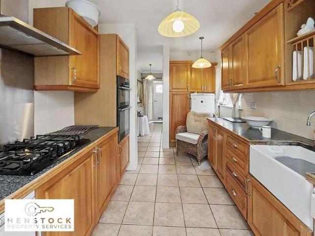3 bed house for sale