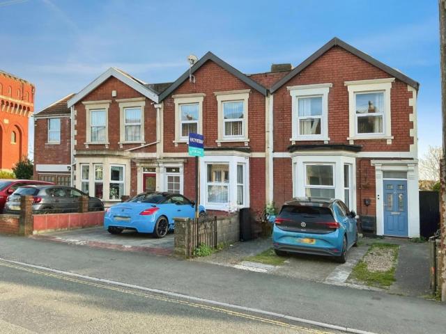 3 bed house for sale