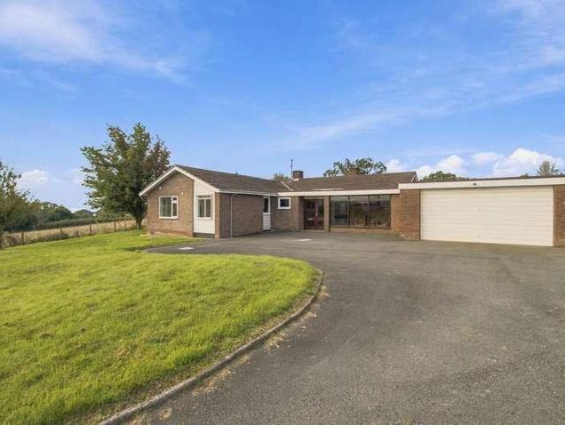 3 bed house for sale