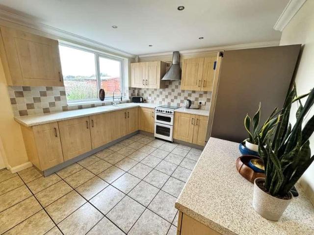 3 bed house for sale