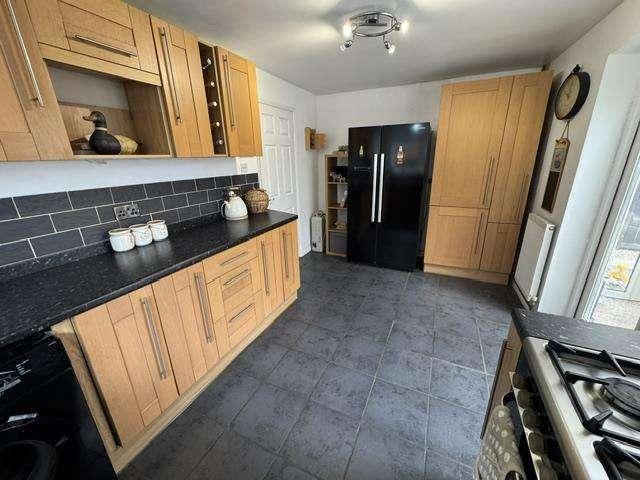 3 bed house for sale