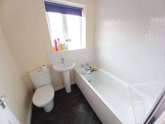3 bed house for sale