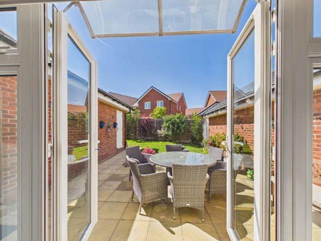 3 bed house for sale