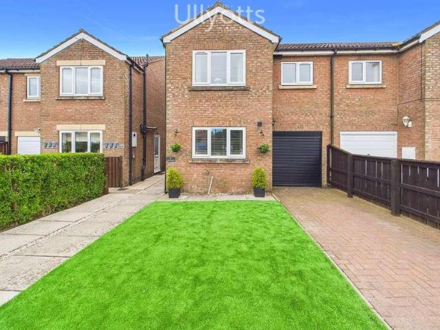 3 bed house for sale