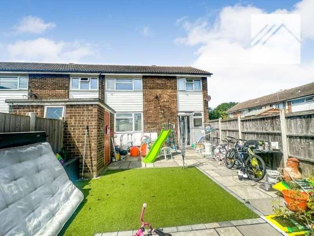 3 bed house for sale