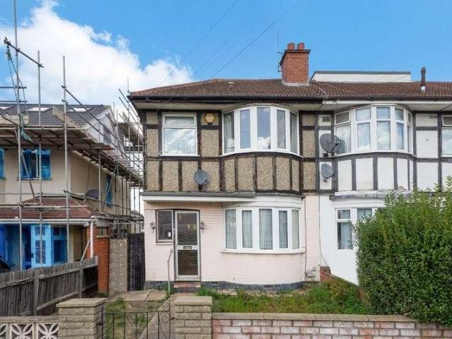 3 bed house for sale
