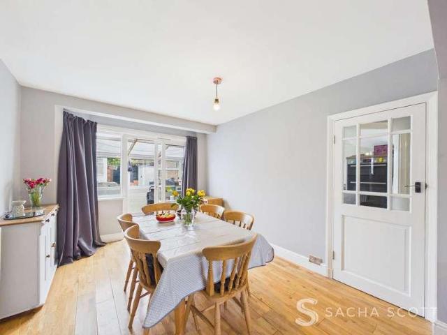 3 bed house for sale