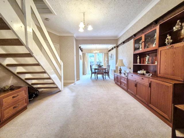 3 bed house for sale