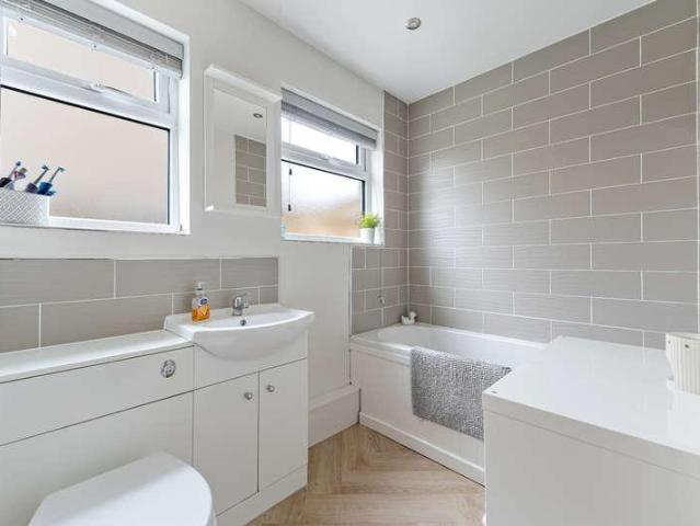3 bed house for sale