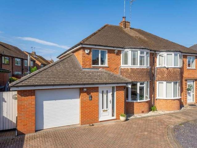 3 bed house for sale