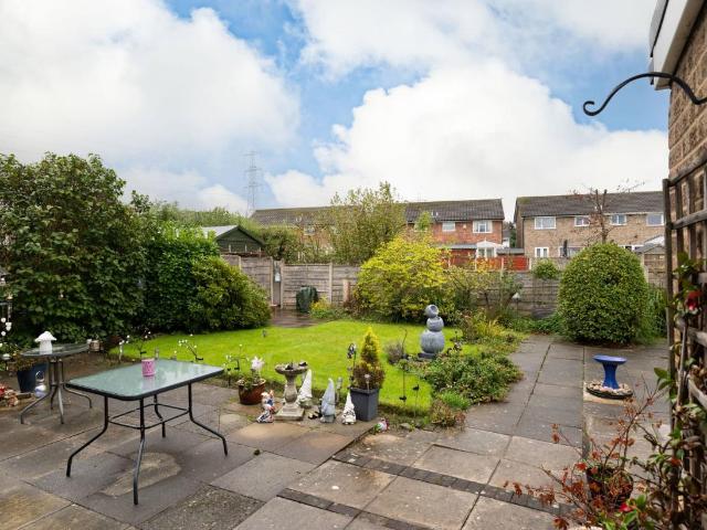 3 bed house for sale