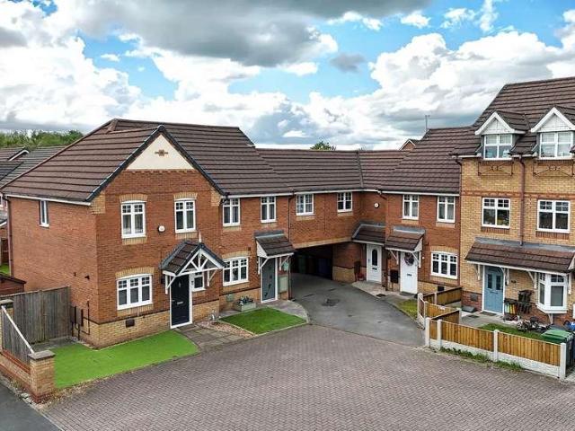 3 bed house for sale