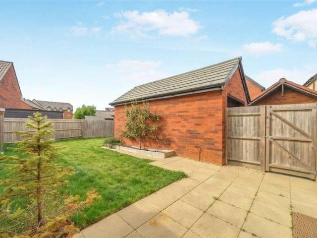 3 bed house for sale