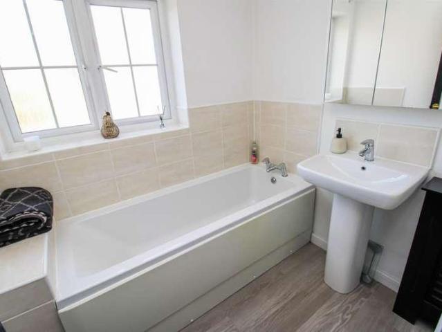 3 bed house for sale