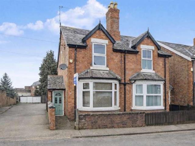 3 bed house for sale