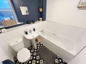 3 bed house for sale