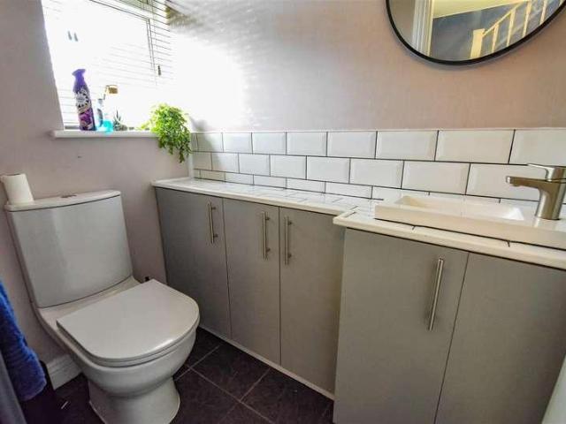 3 bed house for sale