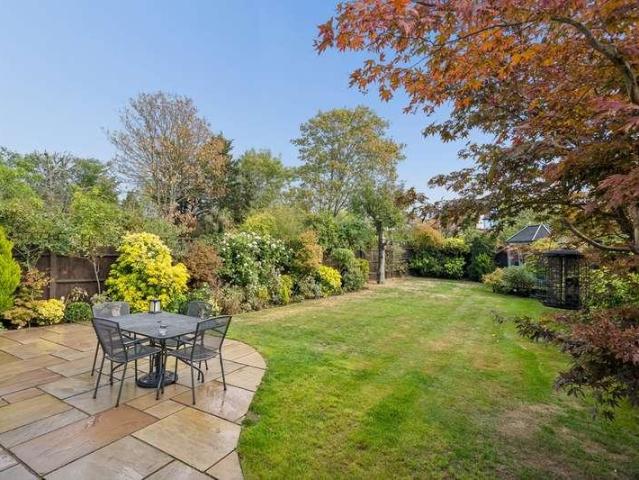 3 bed house for sale