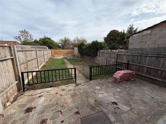 3 bed house for sale