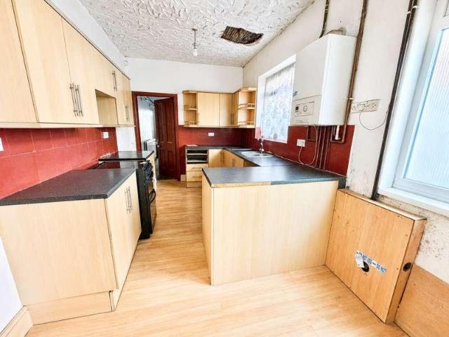 3 bed house for sale