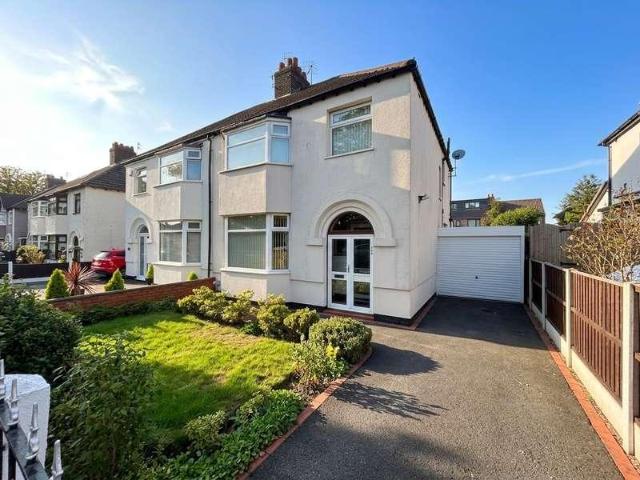 3 bed house for sale