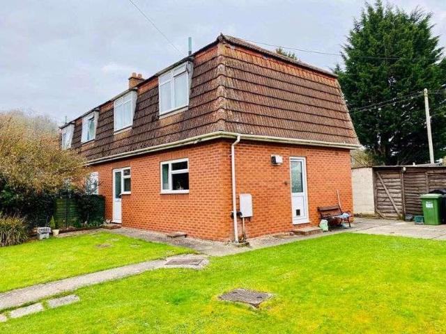 3 bed house for sale