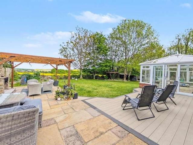 3 bed house for sale