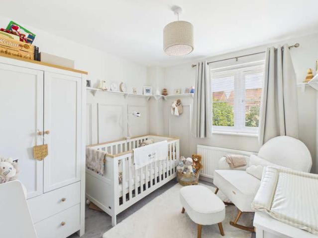 3 bed house for sale