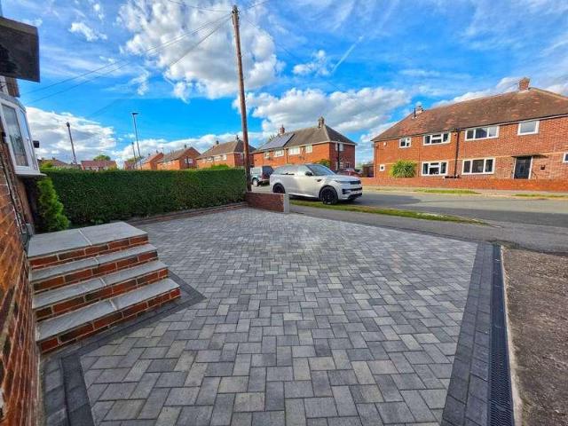 3 bed house for sale