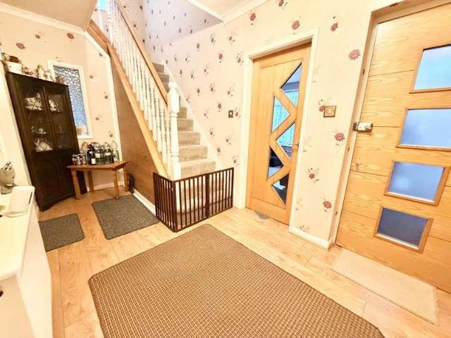 3 bed house for sale