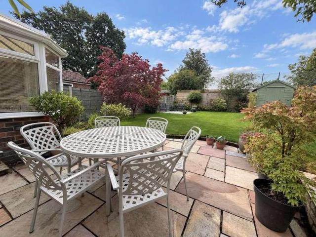 3 bed house for sale