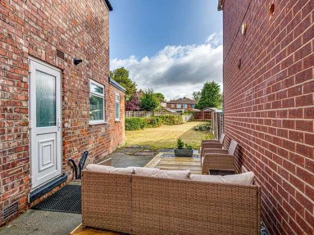 3 bed house for sale